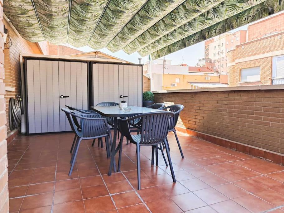 Apartamentos Turisticos Seviro Madrid Ngoại thất bức ảnh