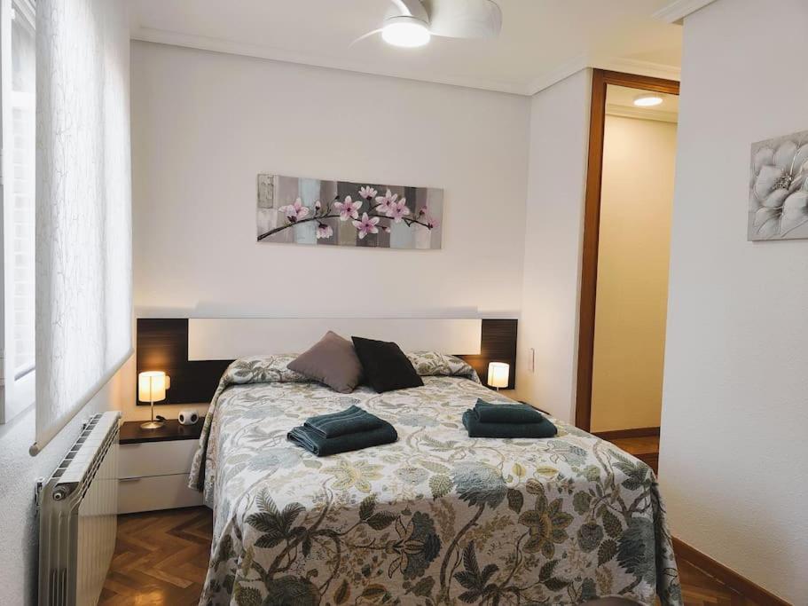 Apartamentos Turisticos Seviro Madrid Ngoại thất bức ảnh